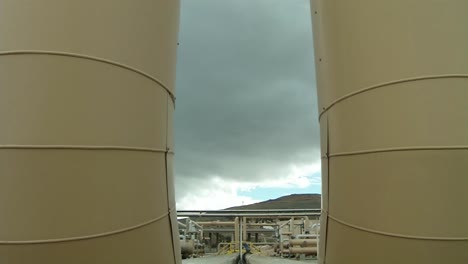 Pipes-Lead-To-A-Geothermal-Power-Plant-1