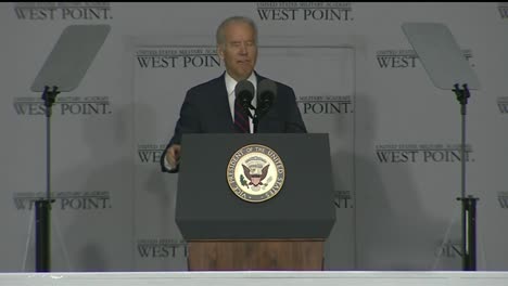 Vice-President-Joe-Biden-And-Cadets-At-West-Point-Military-Academy-Graduation-And-Commencement-Ceremonies-8