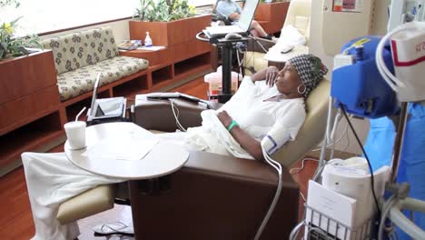 Cancer-Patients-Receive-Chemotherapy-3