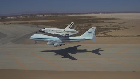 The-Final-Voyage-Of-Space-Shuttle-Enterprise-As-It-Comes-In-For-A-Landing-At-Dryden-Air-Force-Base-1