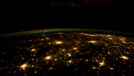 The-International-Space-Station-Flies-Over-The-Earth-At-Night-1