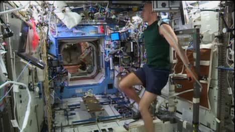 Astronauts-Exercise-On-The-International-Space-Station-1