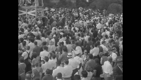 Los-Manifestantes-Cantan-Mientras-Termina-La-Marcha-En-Washington-En-1963.