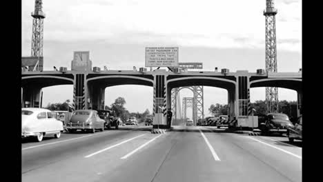 The-George-Washington-Bridge-In-The-1940S