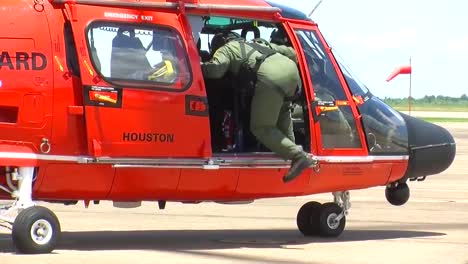 Us-Coast-Guard-Medivac-Helicopter-Is-Rolled-Out-Of-Hangar-1
