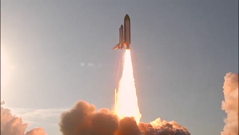 The-Space-Shuttle-Lifts-Off-From-Its-Launchpad