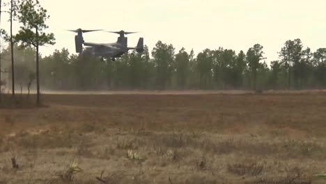 The-Osprey-Cv22-Helicopter-Lands-In-A-Field