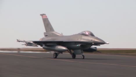 F16-Fighter-Jets-On-The-Runway-Landing-And-Taking-Off-At-Keflavik-Iceland-2