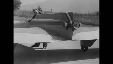 A-New-Plane-With-A-Tiny-Motor-Is-Tested-In-Italy-In-1936
