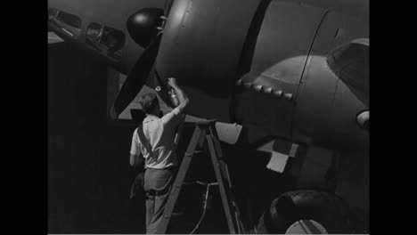 Luftwaffenflugzeuge-Werden-1939-In-Los-Angeles-Gebaut-Constructed