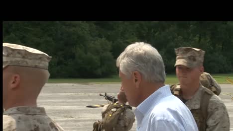 Secretary-Of-Defense-Chuck-Hagel-Visits-The-School-Of-Infantry-In-North-Carolina-1