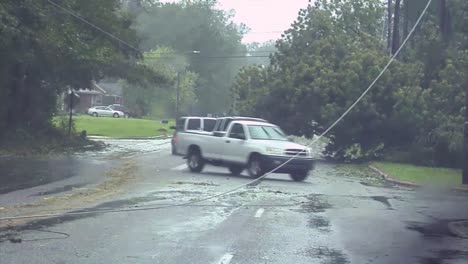 Hurricane-Irene-Slams-Into-North-Carolina-In-2011-2