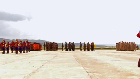 Mongolische-Armeetruppen-Marschieren-Während-Einer-Offiziellen-Zeremonie-In-Formation
