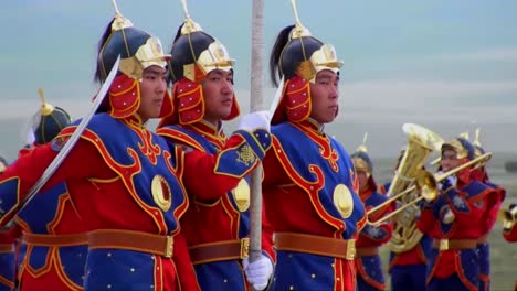 Mongolische-Armeetruppen-Marschieren-Während-Einer-Offiziellen-Zeremonie-In-Formation-1