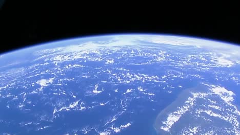 Hermosa-Foto-De-La-Estación-Espacial-Internacional-De-La-Tierra