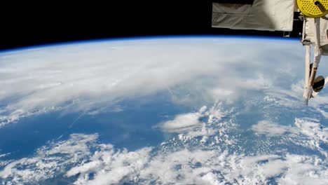 A-Massive-Storm-Hurricane-Matthew-Forms-As-Seen-From-The-International-Space-Station-3