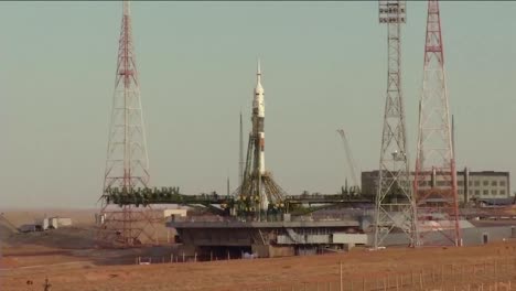 A-Russian-Soyuz-Rocket-Lifts-Off-From-The-Launchpad-1