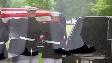 Us-Marine-Honor-Guard-Leads-A-Funeral-For-A-Fallen-Soldier-2
