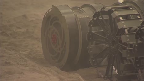 Mars-Rovers-Are-Tested-By-Nasa-To-Simulate-The-Surface-Of-Mars-In-A-Dust-Room