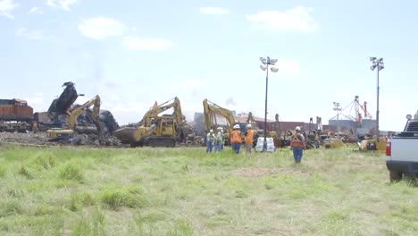 Las-Secuelas-De-Una-Colisión-Frontal-Entre-Dos-Trenes-De-Carga-En-Texas-En-2016-2