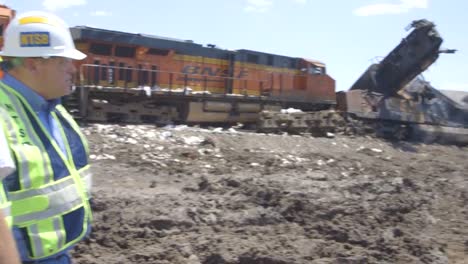 The-Aftermath-Of-A-Head-On-Collision-Between-Two-Freight-Trains-In-Texas-In-2016-3