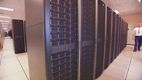 Scientists-At-The-Pacific-Northwest-National-Laboratory-Data-Center-Maintain-Large-Arrays-Of-Computers-And-Servers-For-Research
