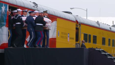 Images-Of-The-State-Funeral-For-41St-President-George-Hw-Bush-His-Casket-Coffin-Carried-From-Train