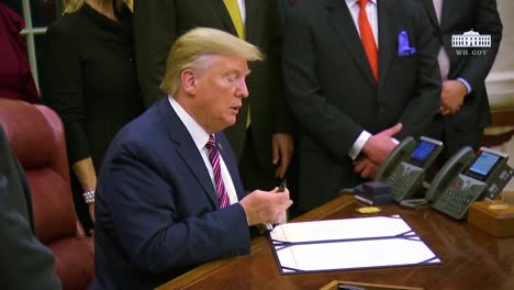 President-Trump-Signs-A-Bill-For-The-Preventing-Animal-Cruelty-And-Torture-Act-At-The-White-House-Using-A-Sharpie-In-Oval-Office