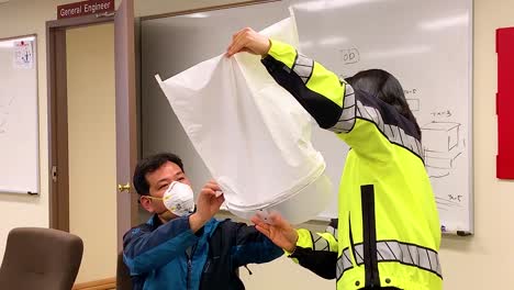 During-The-Coronavirus-Covid19-Outbreak-In-South-Korea-All-Citizens-Are-Taught-To-Wear-Masks-Which-Saved-Many-Lives