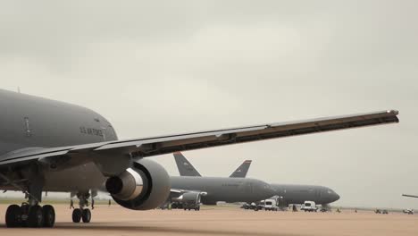 La-Fuerza-Aérea-Estadounidense-Kc46a-Pegasus-Aviones-Durante-Un-Gran-Ejercicio-De-Formación-En-La-Base-De-La-Fuerza-Aérea-Altus-Oklahoma