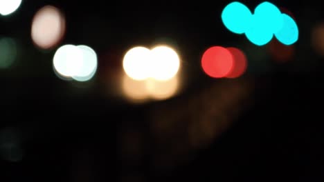 Beautiful-Abstract-Images-Of-Automobilie-Lights-Tail-Lights-And-Traffic-Signal-Taken-From-An-Overpass-At-Night