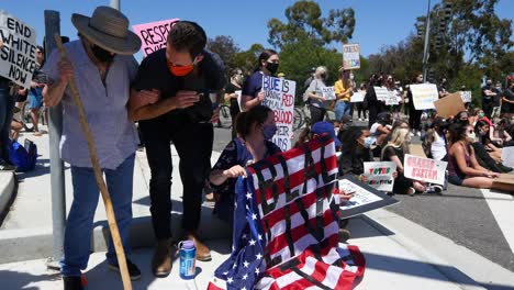Protesters-Chanting-And-Standing-Off-With-Police-And-National-Guard-During-A-Black-Lives-Matter-Blm-Parade-In-Ventura-California-1