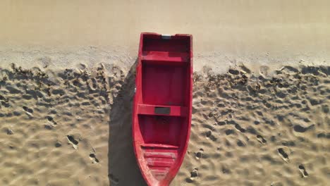 Boat-On-Empty-Beach-After-Coronavirus-1