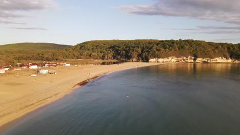 Olas-De-La-Playa-Del-Mar-Vacío