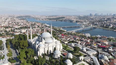 Istanbul-Goldenes-Horn-Luftbild