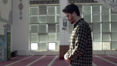 A-Young-Man-Praying-In-A-Mosque