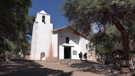 Argentina-Purmamarca-church-with-people