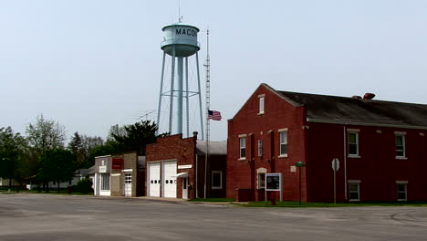 Illinois-Stadt-Macon-Mit-Wasserturm