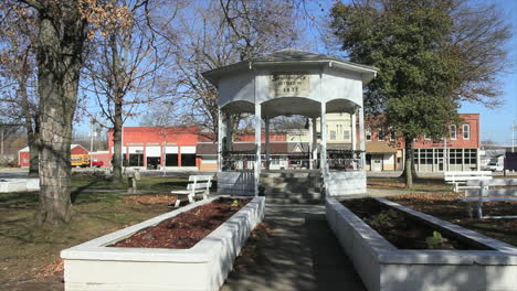 Sarcoxie-Missouri-bandstand