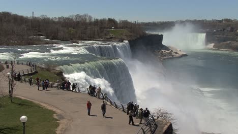 New-York-Niagara-Falls-from-Prospect-Point
