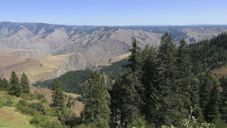 Oregon-Hells-Canyon-pan-left