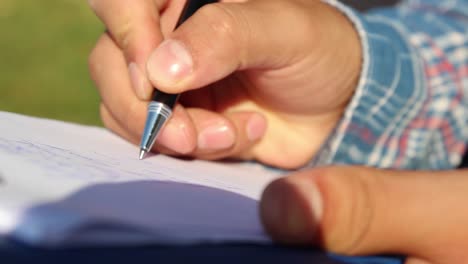 Close-Up-Writing-Notebooks