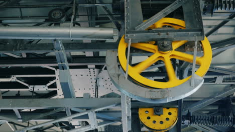 Huge-wheels-of-the-internal-mechanism-of-a-funicular-1